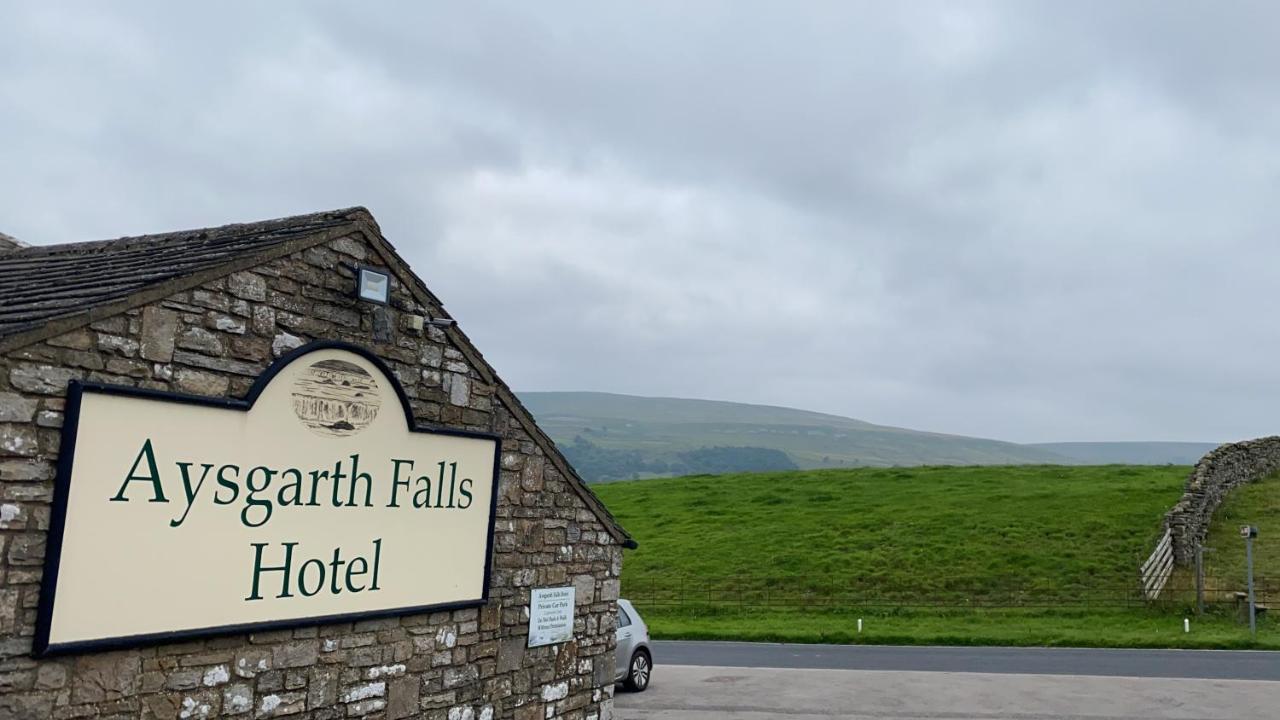 Aysgarth Falls Hotel & Restaurant מראה חיצוני תמונה